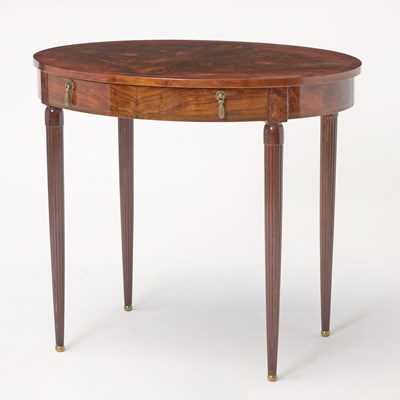 Lot 308 - Art Deco Walnut Oval Side Table