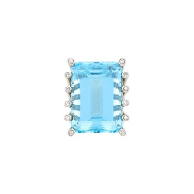 Lot 54 - White Gold, Aquamarine and Diamond Ring