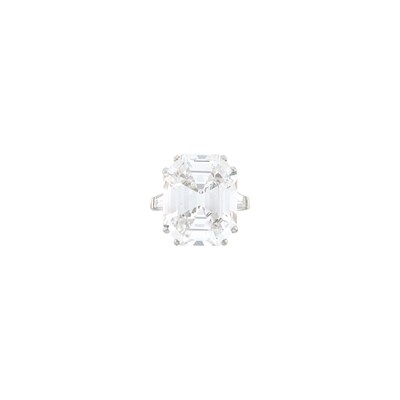 Lot 243 - Bulgari Platinum and Diamond Ring