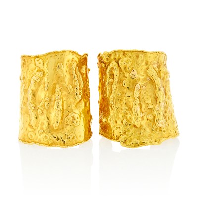 Lot 194 - Van Cleef & Arpels Pair of Gold 'Manchette' Cuff Bracelets