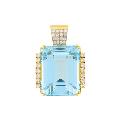 Lot 76 - Gold, Aquamarine and Diamond Pendant