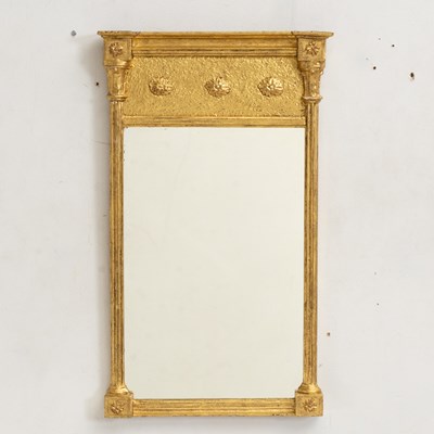 Lot 239 - George III Giltwood Mirror