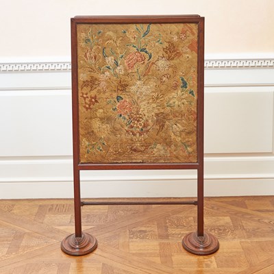 Lot 118 - George III Mahogany Fire Screen