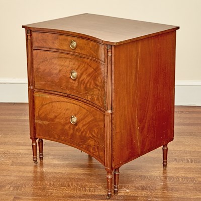 Lot 130 - George III Inlaid Mahogany Pot Cupboard Commode