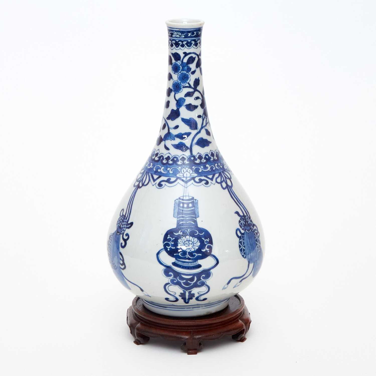 Lot 183 - A Chinese Blue and White Porcelain Bottle Vase