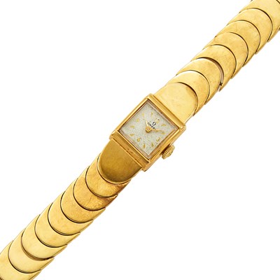 Lot 1077 - Omega Gold Wristwatch