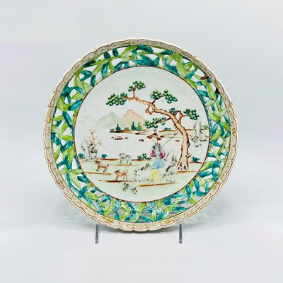 Lot 123 - Chinese Export Porcelain Circular Pierced Serving Dish