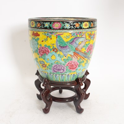 Lot 105 - Chinese Porcelain Cache Pot