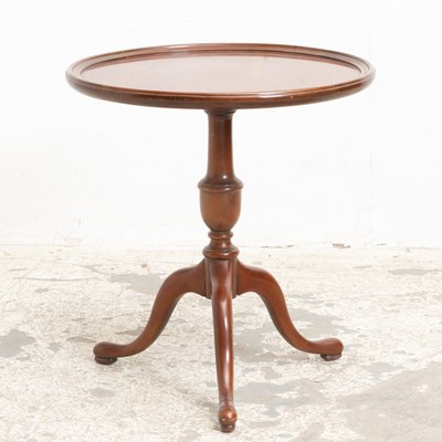 Lot 51 - Mahogany Tea Table