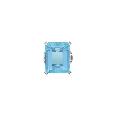 Lot 60 - Platinum, Aquamarine and Diamond Ring