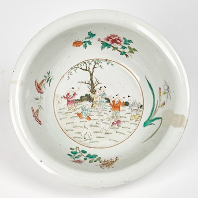 Lot 219 - A Chinese Famille Rose Porcelain 'Boys at Play' Basin