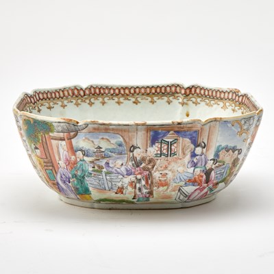 Lot 125 - Chinese Export Famille Rose Porcelain Bowl