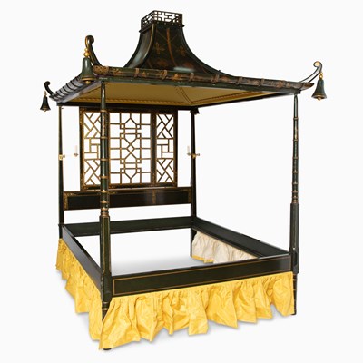 Lot 109 - George III Style Gilt Chinoiserie Decorated and Green Painted Canopy Bed