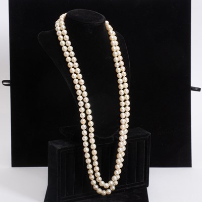 Lot 294 - Double-Strand Semi-Baroque Cultured Pearl Necklace