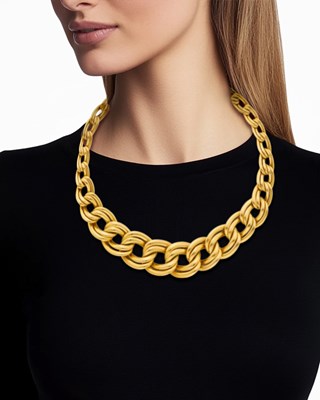 Lot 14 - Gold Oval Link Necklace