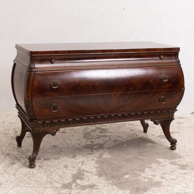 Lot 341 - Bombe Style Mahogany Buffet