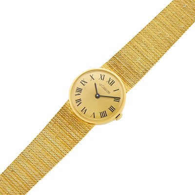 Lot 1091 - LeCoultre Gold Wristwatch