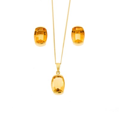 Lot 1100 - Gold and Citrine Pendant-Necklace and Pair of Earrings