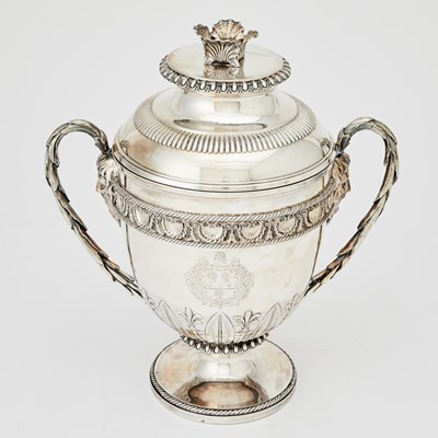 Lot 339 - George III Sterling Silver Covered Two-Handled Cup