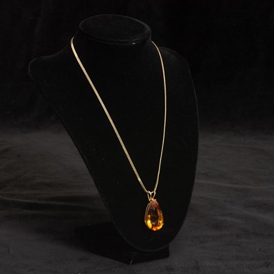 Lot 210 - Gold and Citrine Pendant with Gold-Plated Chain Necklace