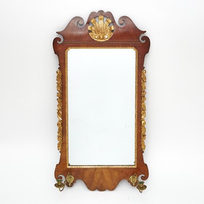 Lot 64 - George III Mahogany and Parcel-Gilt Girandole Mirror