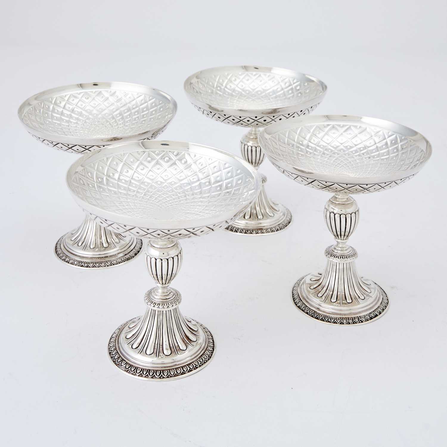 Lot 197 - Suite of Four George V Sterling Silver Tazzas