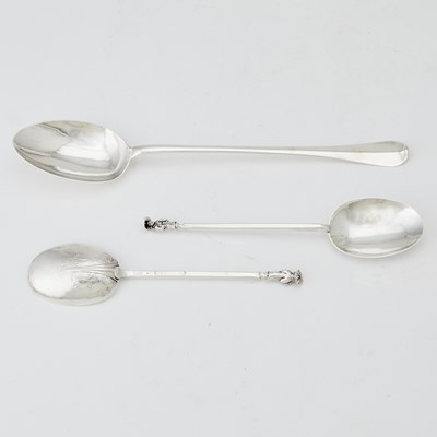 Lot 203 - Pair of Charles II Sterling Silver Apostle Spoons