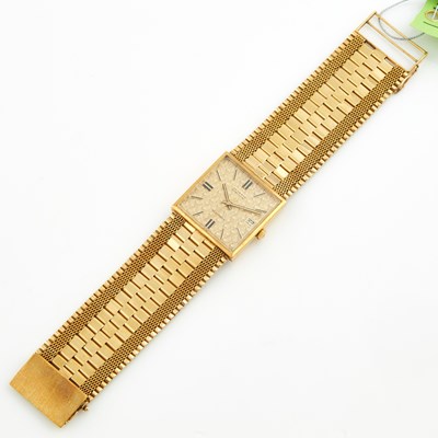 Lot 98 - Mans Gold Bracelet Watch, 17 Jewels, Juvenia, Automatic, 30mm, 18K 59 dwt. all