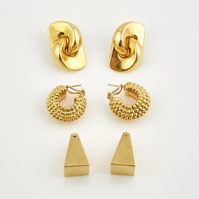 Lot 155 - Six Gold Earrings, 14K 23 dwt.