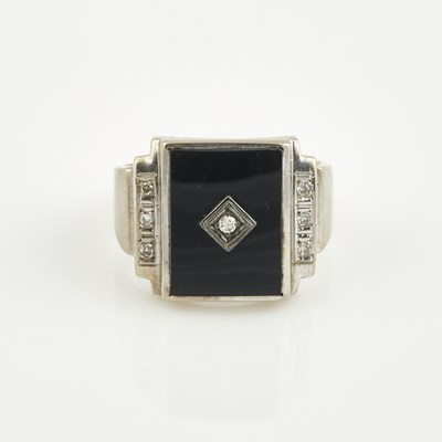 Lot 258 - Diamond and Stone Ring, 10K 4 dwt. all