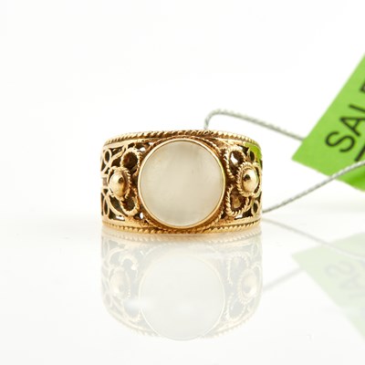 Lot 311 - Gold and Stone Ring, 14K 5 dwt. all