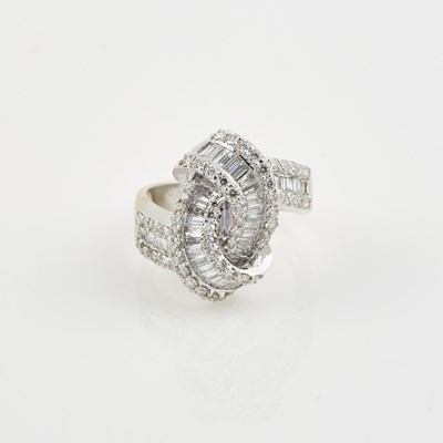 Lot 461 - Diamond Ring, 100 diamonds about 2.00 cts., 14K 5 dwt.