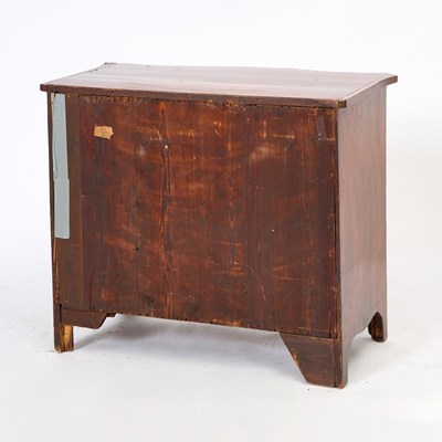 Lot 137 - A George III Mahogany & Satinwood Inlaid Serpentine Chest