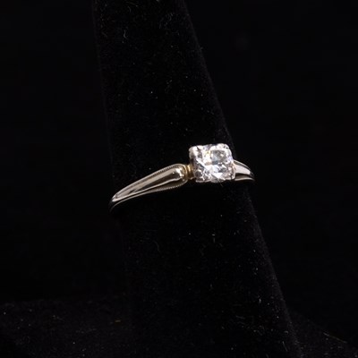 Lot 220 - 18KT White Gold and Diamond Ring