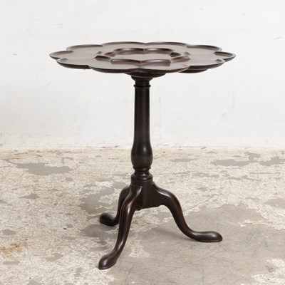 Lot 248 - Mahogany Scalloped Tilt-Top Table