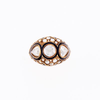 Lot 3155 - Antique Gold, Diamond and Black Enamel Ring