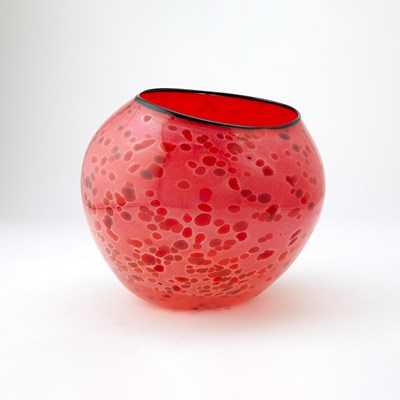 Lot 246 - Dale Chihuly Blown Glass Red Basket with Black Lip Wrap
