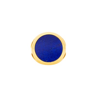 Lot 1006 - Gold and Lapis Ring