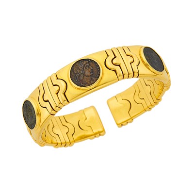 Lot 8 - Gold and Bronze Coin Bracelet