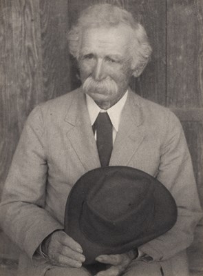 Lot 88 - Seven superb images by Doris Ulmann