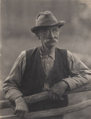 Lot 88 - Seven superb images by Doris Ulmann