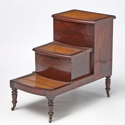 Lot 193 - George III Leather Inset Mahogany Bed Steps