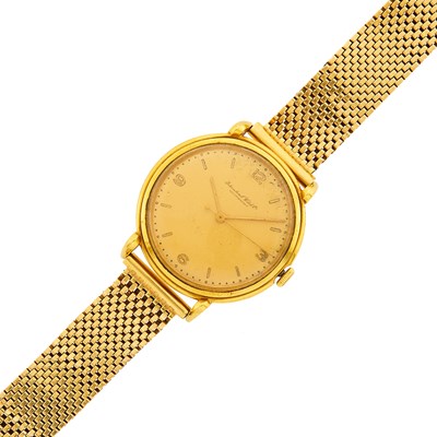 Lot 1266 - International Watch Co. Gold Wristwatch