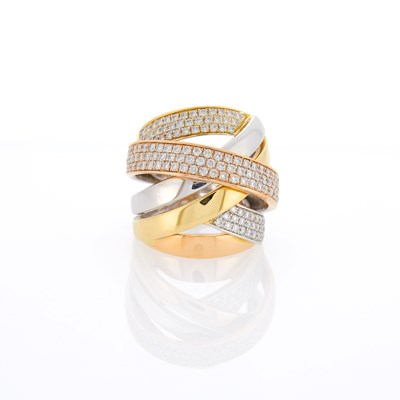 Lot 1045 - Tricolor Gold and Diamond Ring