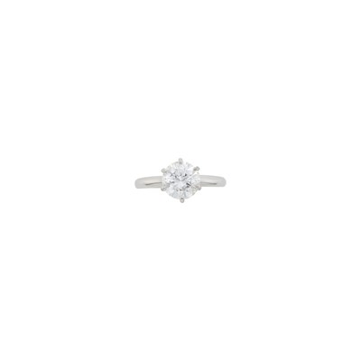 Lot 55 - Platinum and Diamond Ring