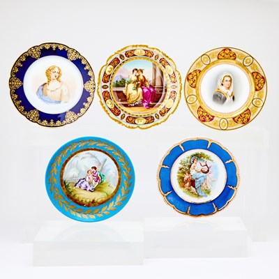 Lot 198 - Group of Five Continental Porcelain Cabinet Plates