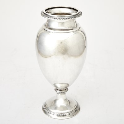 Lot 367 - Mario Buccellati Sterling Silver Vase