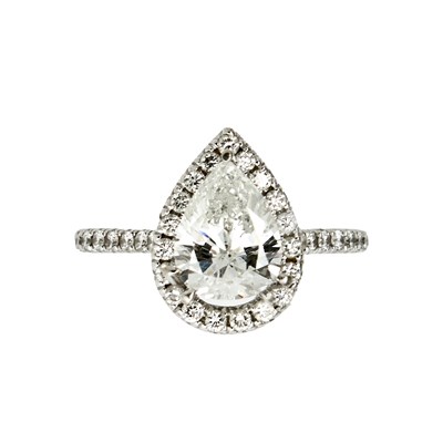 Lot 1196 - White Gold and Diamond Ring