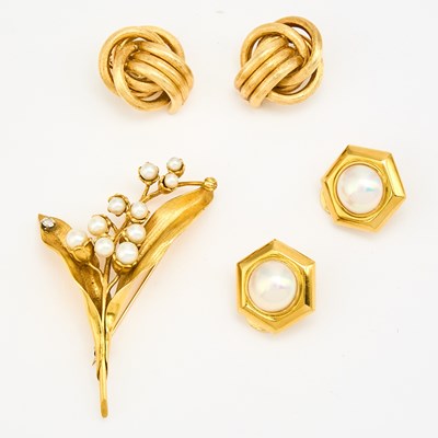 Lot 1268 - Gold, Cultured Pearl and Diamond Leaf Brooch, Pair of Mabé Pearl Earclips and Pair of Gold Earclips