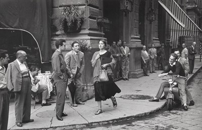 Lot Ruth Orkin, American Girl in Italy, Florence, 1951, Plazza Republica, Jinx Allen Passi Craig